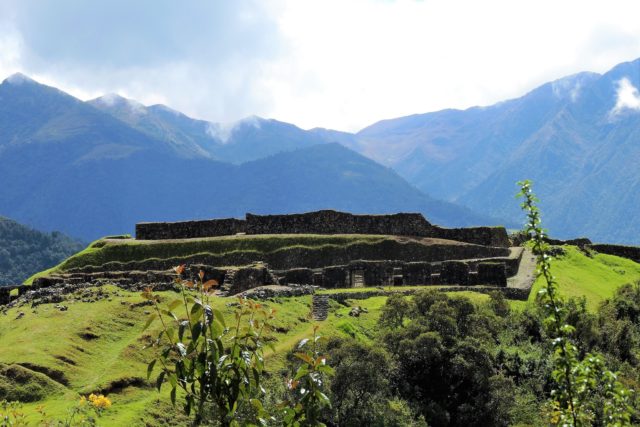 Espiritu Pampa and Vitcos Ruins